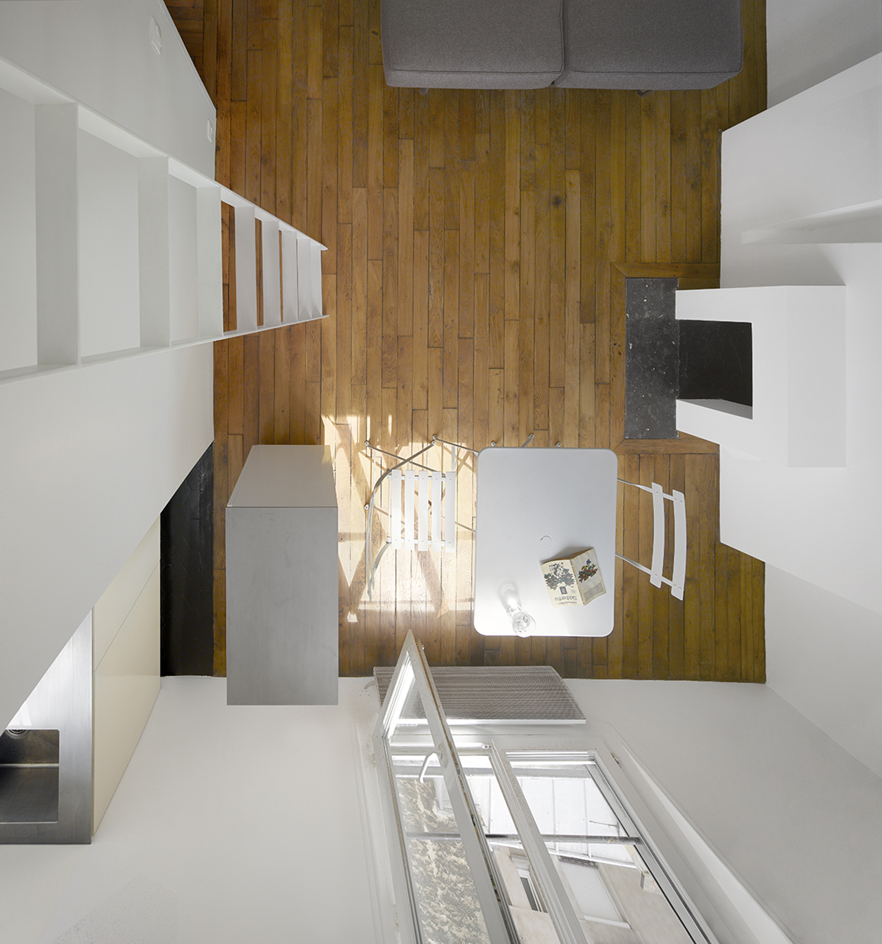 Sedaine, Renovation of a 4x4x4 meters studio in Paris 